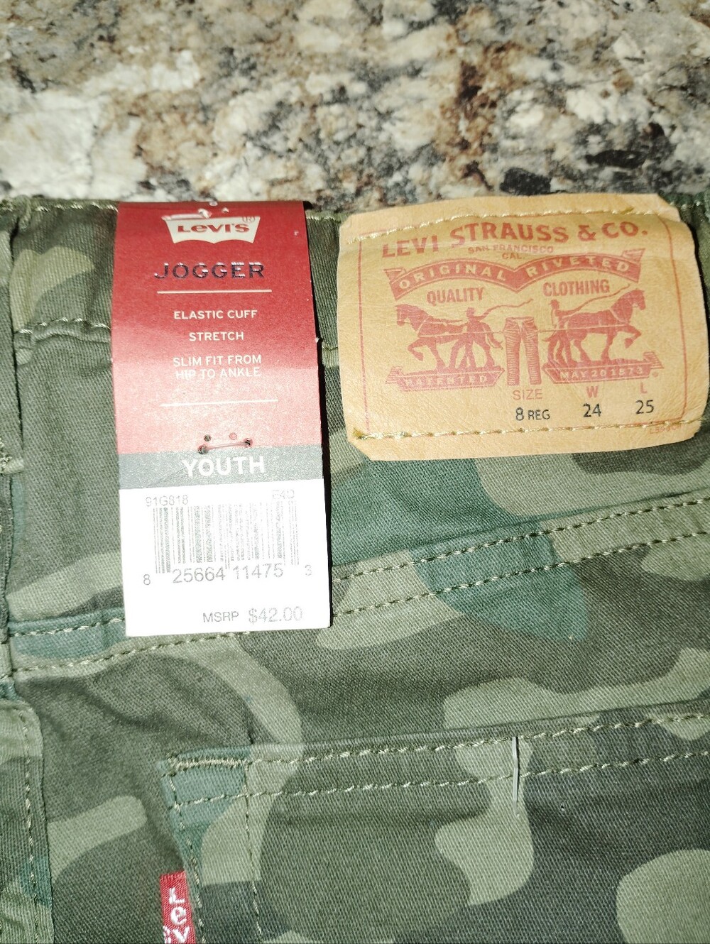 8 Nwt Levi's Kids Green Camo Jogger Pants Retail 42 - Picture 5 of 8